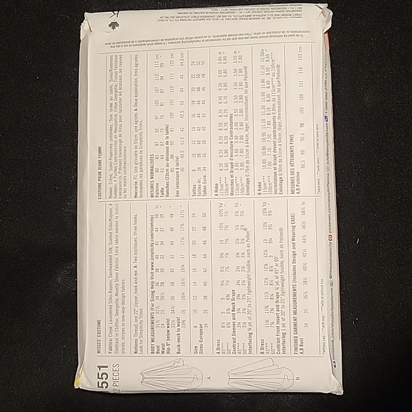 Simplicity: Sewing Pattern Uncut 1551, 0202 - Picture 3 of 4